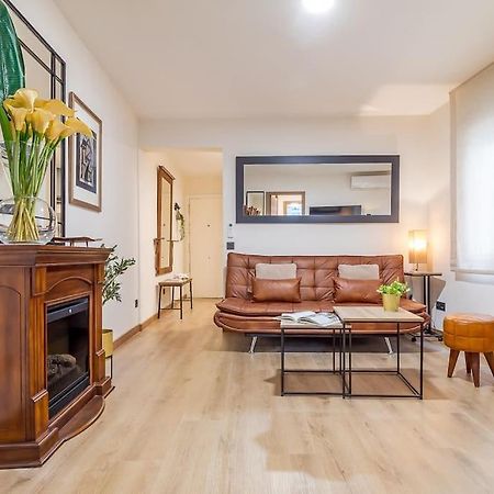 Apartamento Reformado Y Tranquilo Junto A Gran Via Madrid Kültér fotó